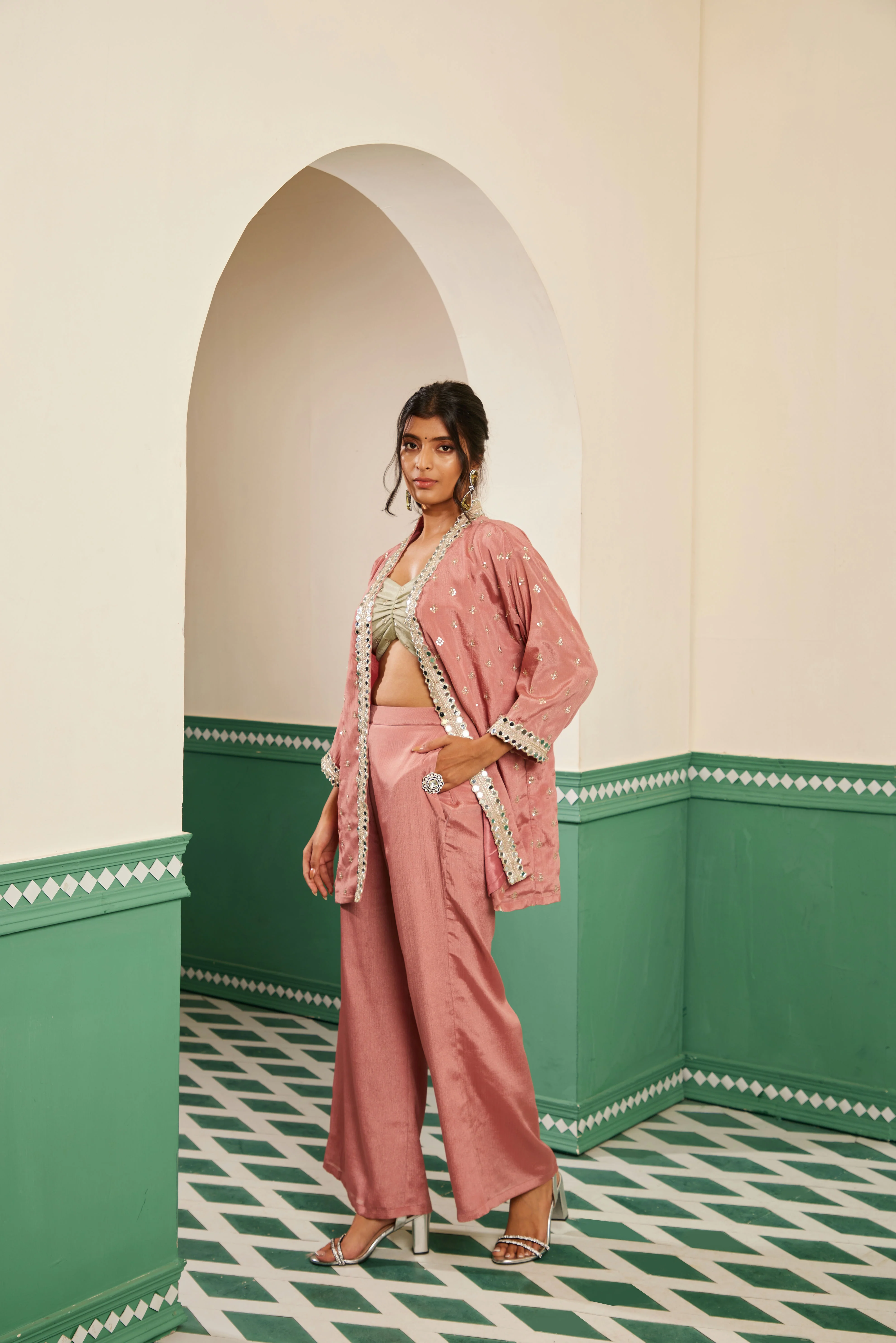 Sajda Onion Pink Mirrorwork Overlay - Image 6