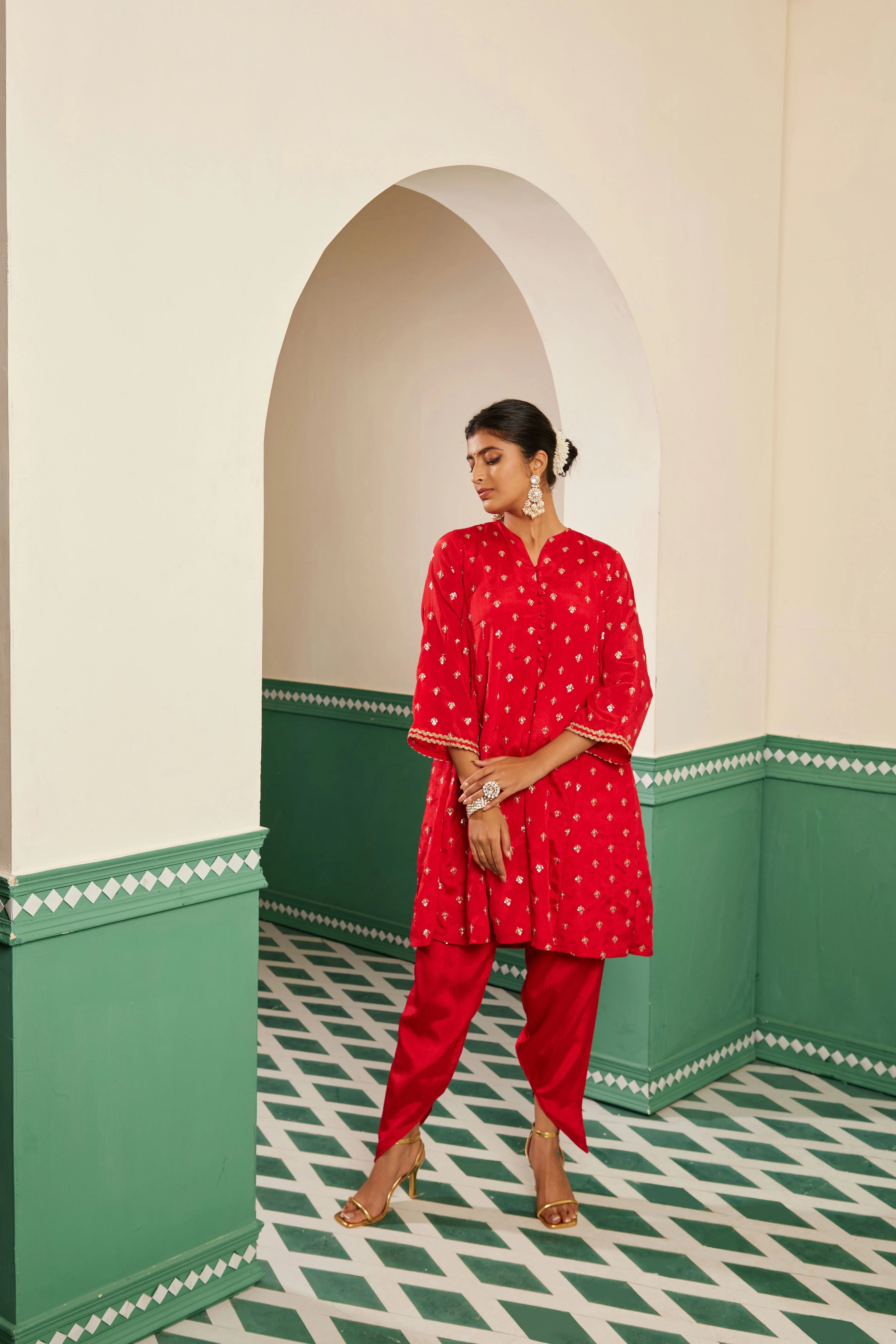Sajda Red Embroidered Kurta set - Image 3